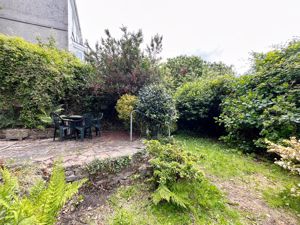 Photo 8- click for photo gallery